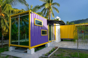 Purple Cube at Lumut Cube Homestay Kontena